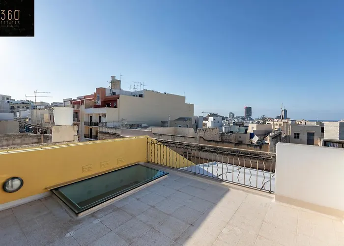 Amazing House In Sliema Central With Bbq & Parking By 360 Estates